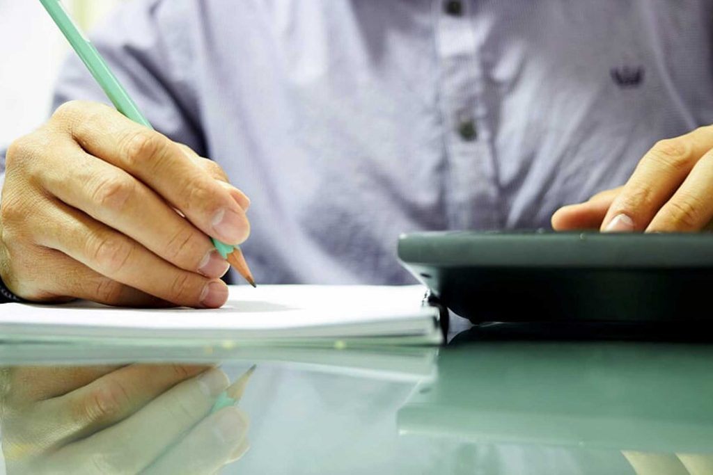 A JL2 trabalha com projeção de custos em seus orçamentos